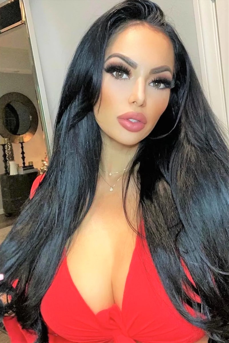 Лолита Проститутка СПб у метро Невский Проспект